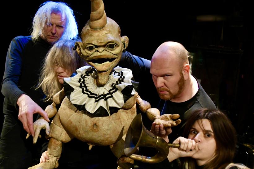 He-He-Heks © FroeFroe